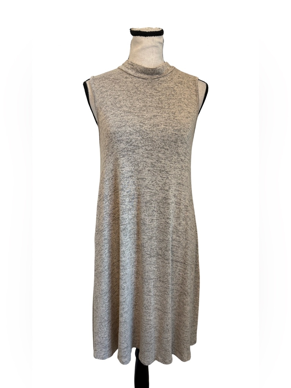 Acemi Gray Knit Sleeveless Mock Neck Swing Dress Size Small